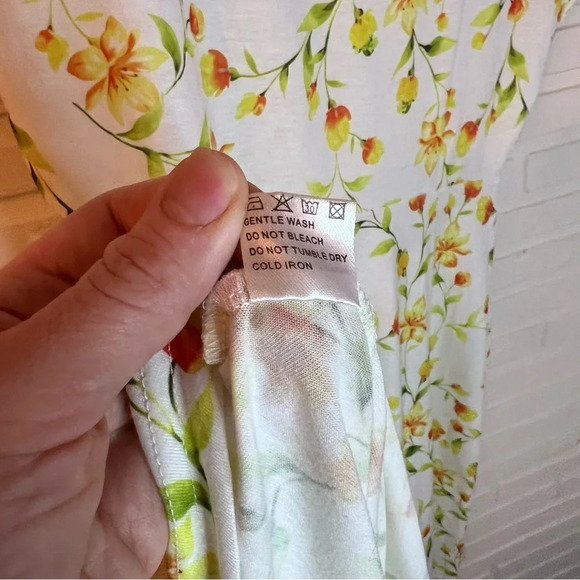 Microstar White Floral Flowy Swing Sun Mini Dress, Women’s Size Large - Picture 2 of 9